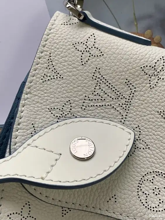 VUITTON HINA PM LOUIS 0627